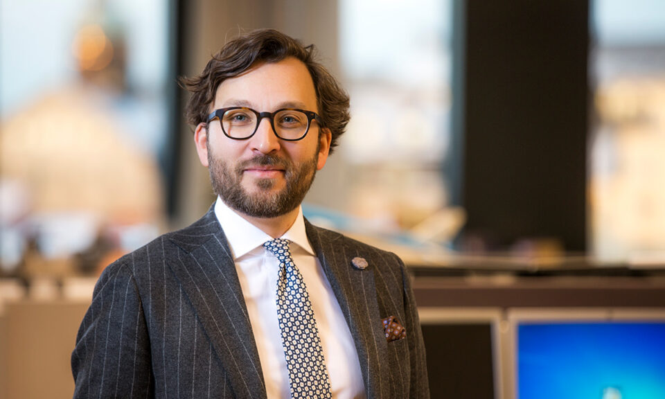 Porträttbild av Jens Hedar