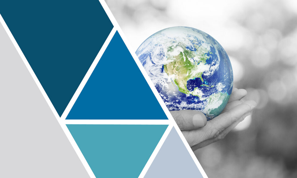 Bild på jordglob och färgerna grått och blått i olika nyanser