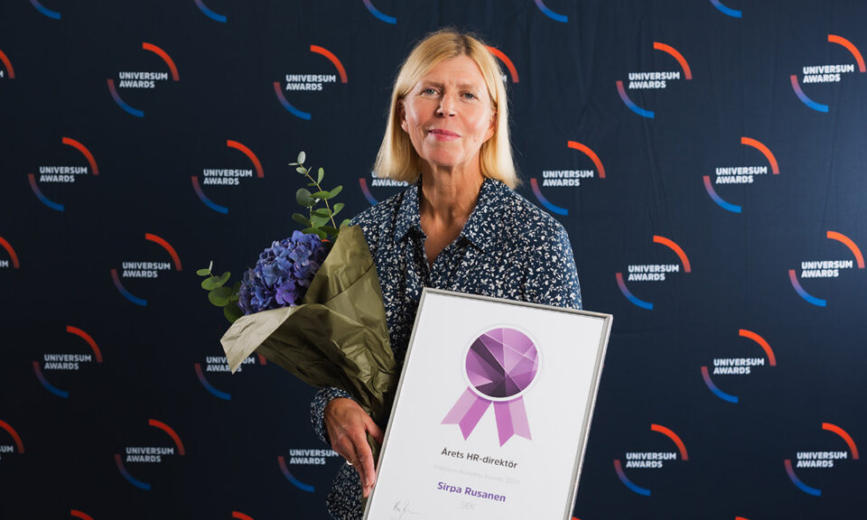 Bild på Sirpa Rusanen som vunnit pris för Årets HR-Direktör