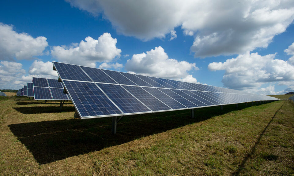 Bild på solkraftsprojekt