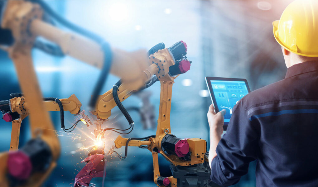 Bild på arbete med gnistbildande verktyg