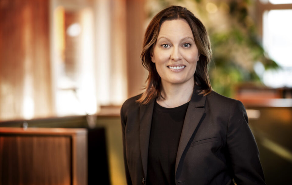 Porträttbild på Maria Simonson