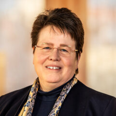 Porträttbild på Anna-Lena Söderlund